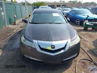 2010 Acura TL Technology z VIN 19UUA8F57AA011946, wystawiony jako IAAI lot #42398799 z przebiegiem 181 476 mil mil oraz . Historia ofert i sprzedaży dostępna na DreamBid. Obrazek 12.