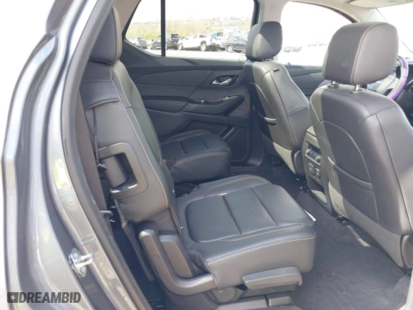 2020 Chevrolet Traverse LT Leather with VIN 1GNEVHKW4LJ252184, listed as a IAAI auction lot 41960976 with 51,421 mi miles. Bid and sale history available at carsss.com. Image 8.