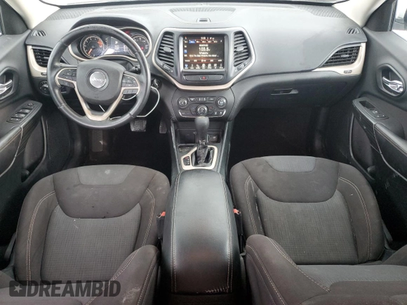 2016 Jeep Cherokee Latitude with VIN 1C4PJLCS9GW137505, listed as a Copart auction lot 62569105 with 135,101 mi miles and Clean title. Bid and sale history available at DreamBid. Image 8.