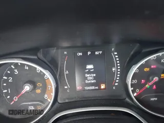 2019 Jeep Compass Altitude with VIN 3C4NJCBB3KT676807, listed as a IAAI auction lot 42595932 with 104,505 mi miles and . Bid and sale history available at DreamBid. Image 7.