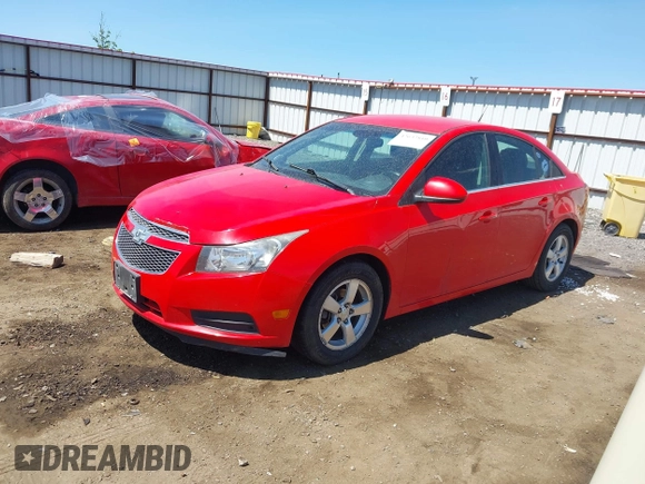 2014 Chevrolet Cruze 1LT z VIN 1G1PC5SB3E7127267, wystawiony jako IAAI lot #42632810 z przebiegiem 148 772 mil mil oraz . Historia ofert i sprzedaży dostępna na DreamBid. Obrazek 2.