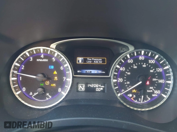 2019 Infiniti QX60 LUXE with VIN 5N1DL0MN0KC548592, listed as a IAAI auction lot 41305876 with 142,064 mi miles. Bid and sale history available at carsss.com. Image 7.