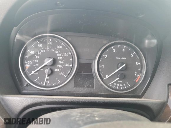 2011 BMW 3 Series 328i xDrive with VIN WBAPK5G57BNN31318, listed as a Copart auction lot 61127785 with Not provided miles and Salvage title. Bid and sale history available at DreamBid. Image 9.