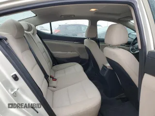 2017 Hyundai Elantra Limited z VIN 5NPD84LF0HH184355, wystawiony jako Copart lot #50837845 z przebiegiem 74 933 mil mil oraz Czysty tytuł • Clean title. Historia ofert i sprzedaży dostępna na DreamBid. Obrazek 10.
