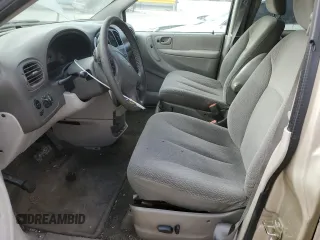 2005 Chrysler Town & Country Touring z VIN 2C4GP54L45R145521, wystawiony jako Copart lot #50183375 z przebiegiem 218 068 mil mil oraz Szkoda całkowita • Salvage title. Historia ofert i sprzedaży dostępna na DreamBid. Obrazek 7.