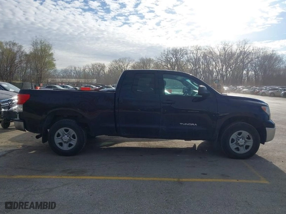 2013 Toyota Tundra 4WD Truck with VIN 5TFUM5F14DX049122, listed as a IAAI auction lot 41895432 with NaN miles. Bid and sale history available at carsss.com. Image 13.