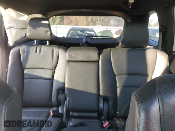 2019 Honda Passport EX-L z VIN 5FNYF8H57KB029404, wystawiony jako Copart lot #86810504 z przebiegiem Nie podano mil oraz Szkoda całkowita • Salvage title. Historia ofert i sprzedaży dostępna na DreamBid. Obrazek 10.