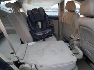 2007 Kia Rondo LX Base with VIN KNAFG525X77049457, listed as a Copart auction lot 85696724 with Not Provided miles and Salvage Title. Bid and sale history available at carsss.com. Image 11.
