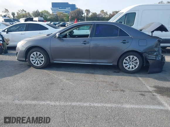 2014 Toyota Camry L with VIN 4T4BF1FK7ER430132, listed as a IAAI auction lot 41912773 with 215,073 mi miles. Bid and sale history available at carsss.com. Image 15.
