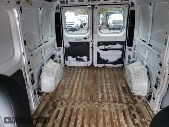2017 Ram ProMaster Cargo with VIN 3C6TRVAG9HE516668, listed as a Copart auction lot 51828405 with 31,547 mi miles and Clean Title. Bid and sale history available at DreamBid. Image 10.