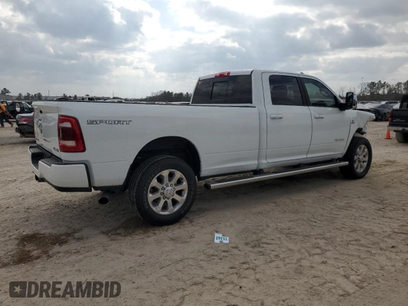 2024 Ram 3500 Laramie with VIN 3C63R3JL7RG112405, listed as a Copart auction lot 44067745 with 10,058 mi miles and Salvage Title. Bid and sale history available at carsss.com. Image 3.