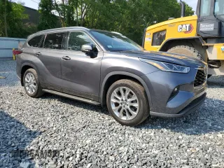 2020 Toyota Highlander Limited with VIN 5TDDZRBH2LS035946, listed as a Copart auction lot 57415655 with 47,018 mi miles and Salvage title. Bid and sale history available at DreamBid. Image 4.