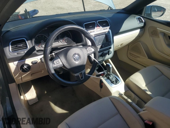 2015 Volkswagen Eos Komfort with VIN WVWBW8AH3FV000614, listed as a Copart auction lot 76080904 with 75,202 mi miles and Clean Title. Bid and sale history available at DreamBid. Image 8.