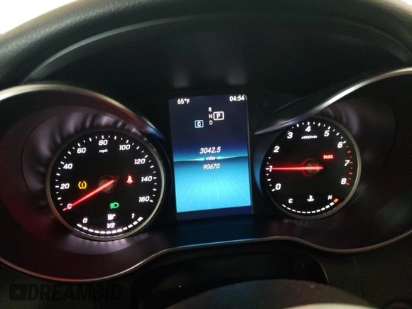 2019 Mercedes-Benz C 300 z VIN 55SWF8EB8KU321336, wystawiony jako Copart lot #54415305 z przebiegiem 90 670 mil mil oraz Szkoda całkowita • Salvage title. Historia ofert i sprzedaży dostępna na DreamBid. Obrazek 9.