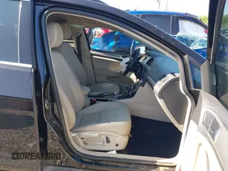 2015 Volkswagen Golf S с VIN 3VWCA7AUXFM504921, выставлен на аукционе IAAI как лот 42373589 с пробегом 224 135 миль миль и . История ставок и продаж доступна на DreamBid. Изображение 5.