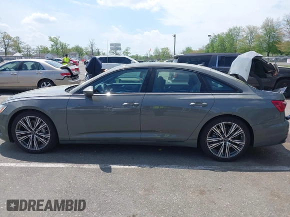 2024 Audi A6 Premium z VIN WAUD3BF2XRN036479, wystawiony jako IAAI lot #42168192 z przebiegiem 3 380 mil mil oraz . Historia ofert i sprzedaży dostępna na DreamBid. Obrazek 14.