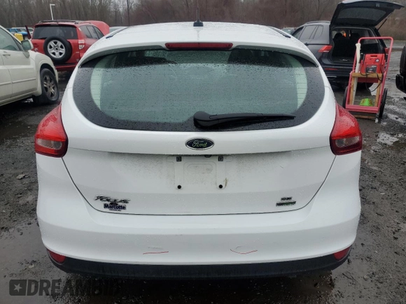 2016 Ford Focus SE with VIN 1FADP3KEXGL303972, listed as a Copart auction lot 49106385 with 33,919 mi miles and Salvage Title. Bid and sale history available at carsss.com. Image 6.