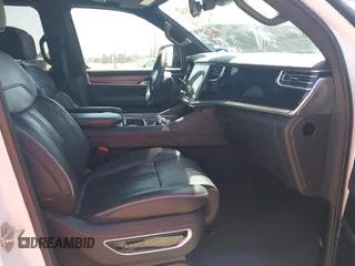 2024 Jeep Grand Wagoneer Series II с VIN 1C4SJSFP0RS131212, выставлен на аукционе IAAI как лот 42503269 с пробегом 42 518 миль миль и . История ставок и продаж доступна на DreamBid. Изображение 5.