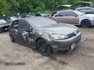 2013 Volkswagen Golf w/Conv with VIN WVWDB7AJ6DW049363, listed as a IAAI auction lot 42610907 with Not provided miles and . Bid and sale history available at DreamBid. Image 1.