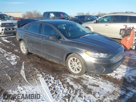 2020 Ford Fusion SE with VIN 3FA6P0HD7LR109496, listed as a IAAI auction lot 41546160 with 42,938 mi miles. Bid and sale history available at carsss.com. Image 1.