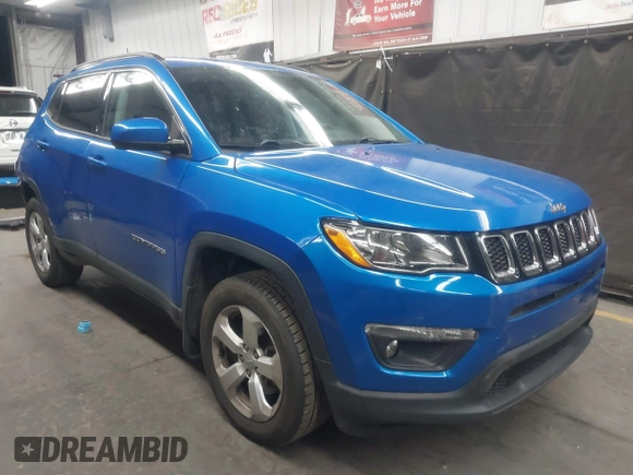 2019 Jeep Compass Latitude z VIN 3C4NJDBB3KT595277, wystawiony jako IAAI lot #42098822 z przebiegiem 68 574 mil mil oraz . Historia ofert i sprzedaży dostępna na DreamBid. Obrazek 1.