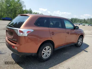 2014 Mitsubishi Outlander SE with VIN JA4JZ3AX3EZ601472, listed as a Copart auction lot 62324255 with 232,976 mi miles and Clean title. Bid and sale history available at DreamBid. Image 3.