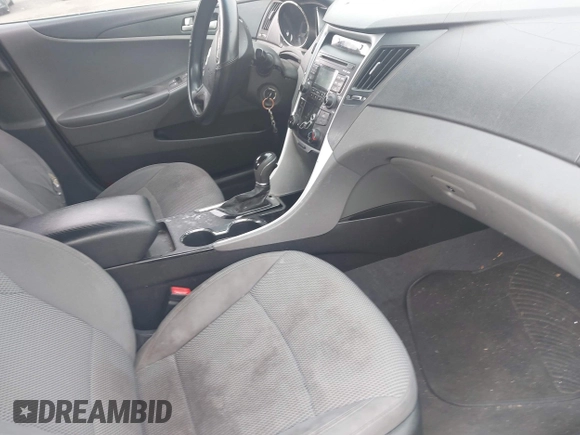 2011 Hyundai Sonata GLS with VIN 5NPEB4AC4BH257037, listed as a IAAI auction lot 42113521 with 250,929 mi miles and . Bid and sale history available at carsss.com. Image 5.