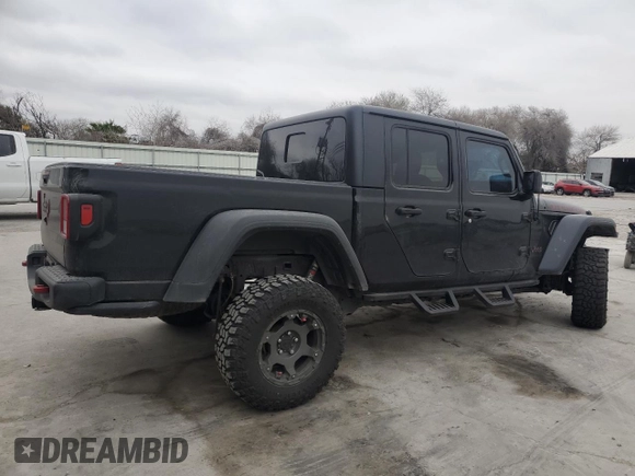 2020 Jeep Gladiator Rubicon with VIN 1C6JJTBG1LL147385, listed as a Copart auction lot 46136215 with 33,814 mi miles and Clean Title. Bid and sale history available at DreamBid. Image 3.