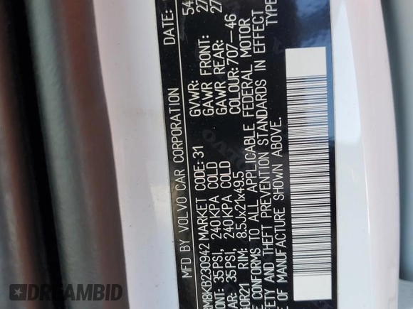 2019 Volvo XC60 R-Design z VIN LYVA22RM8KB230942, wystawiony jako Copart lot #81098054 z przebiegiem Nie podano mil oraz Szkoda całkowita • Salvage title. Historia ofert i sprzedaży dostępna na DreamBid. Obrazek 16.