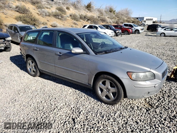 2006 Volvo V50 2.5L Turbo with VIN YV1MJ682862153532, listed as a Copart auction lot 50348355 with 115,603 mi miles and Salvage Title. Bid and sale history available at carsss.com. Image 4.