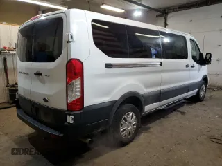 2022 Ford Transit Passenger XL with VIN 1FBAX2Y85NKA37275, listed as a Copart auction lot 89089385 with 45,070 mi miles and Clean Title. Bid and sale history available at DreamBid. Image 3.