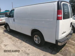 2021 Chevrolet Express Cargo with VIN 1GCWGAFP1M1244868, listed as a IAAI auction lot 42578406 with 62,764 mi miles and . Bid and sale history available at DreamBid. Image 3.
