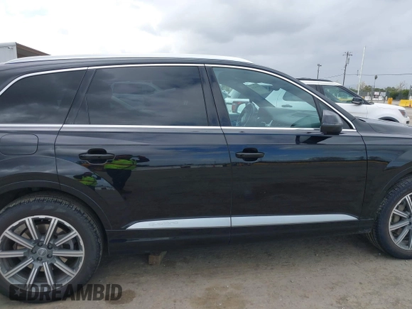 2018 Audi Q7 Premium Plus with VIN WA1LHAF78JD054456, listed as a IAAI auction lot 41924248 with 109,379 mi miles. Bid and sale history available at carsss.com. Image 12.