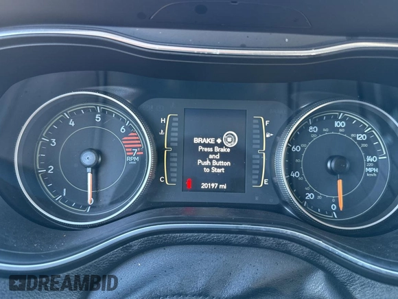 2021 Jeep Cherokee Latitude Plus z VIN 1C4PJMLB5MD109942, wystawiony jako Copart lot #66739905 z przebiegiem 20 197 mil mil oraz Czysty tytuł • Clean title. Historia ofert i sprzedaży dostępna na DreamBid. Obrazek 8.