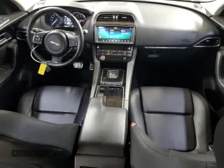 2019 Jaguar F-Pace 25t with VIN SADCS2FX1KA391782, listed as a Copart auction lot 51317945 with 97,198 mi miles and Clean title. Bid and sale history available at DreamBid. Image 8.