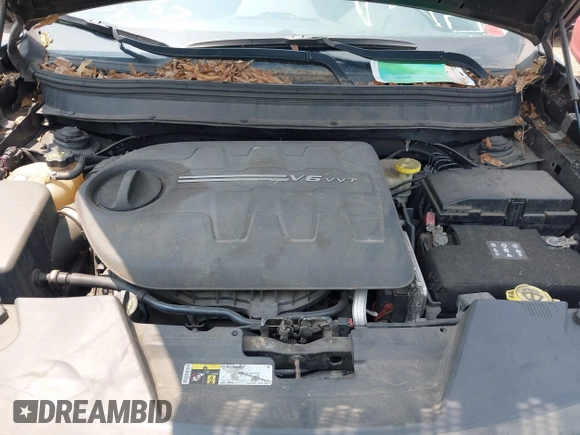 2014 Jeep Cherokee Trailhawk with VIN 1C4PJMBS8EW285276, listed as a IAAI auction lot 42408796 with Not provided miles and . Bid and sale history available at DreamBid. Image 10.