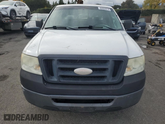 2007 Ford F-150 XL with VIN 1FTVX12517NA56252, listed as a Copart auction lot 82654414 with 464,180 mi miles and Clean title. Bid and sale history available at DreamBid. Image 5.