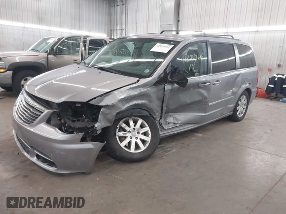 2013 Chrysler Town & Country Touring with VIN 2C4RC1BG9DR714736, listed as a IAAI auction lot 41824364 with 156,486 mi miles. Bid and sale history available at carsss.com. Image 18.