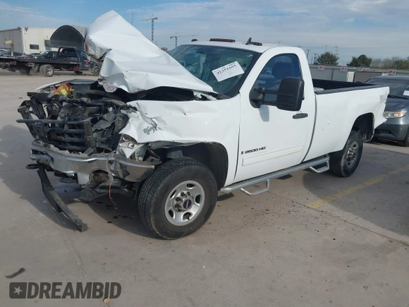 2009 GMC Sierra 2500HD z VIN 1GTHC44KX9E129618, wystawiony jako IAAI lot #41351695 z przebiegiem 133 304 mil mil oraz . Historia ofert i sprzedaży dostępna na DreamBid. Obrazek 2.