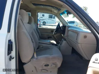 2001 Chevrolet Silverado 1500 LS with VIN 1GCEC19V61Z168966, listed as a IAAI auction lot 41824590 with 247,078 mi miles. Bid and sale history available at carsss.com. Image 5.