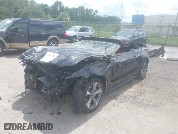 2017 Ford Mustang EcoBoost Premium z VIN 1FATP8UH5H5308096, wystawiony jako IAAI lot #42617286 z przebiegiem Nie podano mil oraz . Historia ofert i sprzedaży dostępna na DreamBid. Obrazek 2.