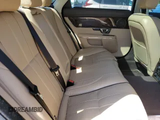 2015 Jaguar XJ Portfolio with VIN SAJWJ2GD9F8V89685, listed as a Copart auction lot 59161545 with 59,338 mi miles and Clean title. Bid and sale history available at DreamBid. Image 10.