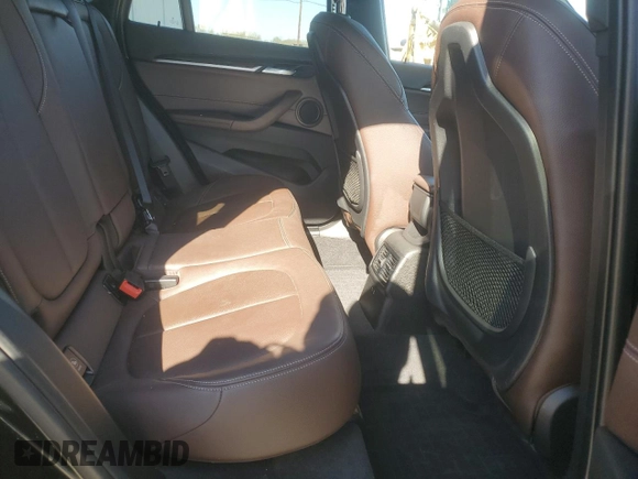 2020 BMW X1 xDrive28i с VIN WBXJG9C06L5P51615, выставлен на аукционе Copart как лот 52238465 с пробегом 43 469 миль миль и Списание • Salvage title. История ставок и продаж доступна на DreamBid. Изображение 11.