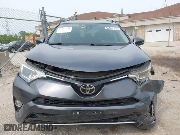 2018 Toyota RAV4 XLE с VIN JTMWFREV2JD112875, выставлен на аукционе IAAI как лот 42396084 с пробегом 108 040 миль миль и . История ставок и продаж доступна на DreamBid. Изображение 12.