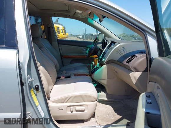 2006 Lexus RX 330 with VIN 2T2HA31U26C099790, listed as a IAAI auction lot 42132152 with 160,342 mi miles. Bid and sale history available at carsss.com. Image 5.