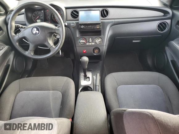 2004 Mitsubishi Outlander LS with VIN JA4LX31F54U049765, listed as a Copart auction lot 62441514 with 211,231 mi miles and Salvage Title. Bid and sale history available at carsss.com. Image 8.