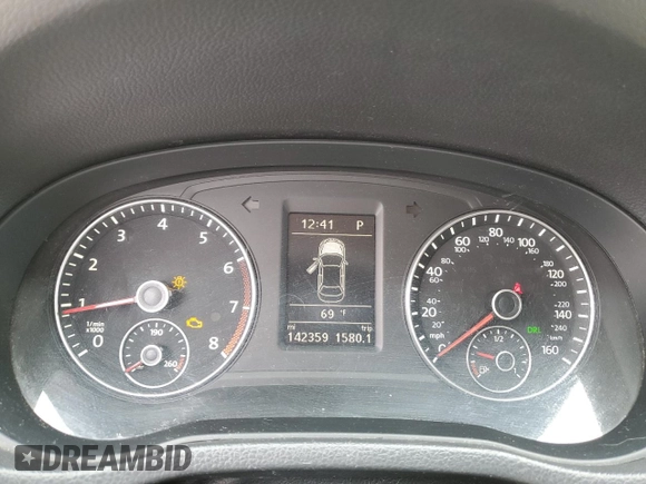2013 Volkswagen Passat SE with VIN 1VWBP7A32DC087794, listed as a Copart auction lot 52509825 with 142,359 mi miles and Non repairable. Bid and sale history available at DreamBid. Image 9.