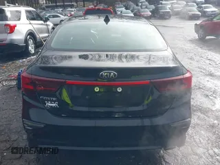 2020 Kia Forte LXS z VIN 3KPF24AD9LE150116, wystawiony jako IAAI lot #41548575 z przebiegiem 113 172 mil mil oraz . Historia ofert i sprzedaży dostępna na DreamBid. Obrazek 16.