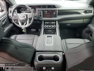2024 GMC Yukon XL Denali with VIN 1GKS2JKL1RR307397, listed as a Copart auction lot 78800474 with 774 mi miles and Salvage Title. Bid and sale history available at carsss.com. Image 8.