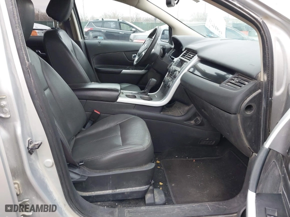 2013 Ford Edge SE with VIN 2FMDK4GCXDBB82728, listed as a IAAI auction lot 41711651 with 252,839 mi miles. Bid and sale history available at carsss.com. Image 5.